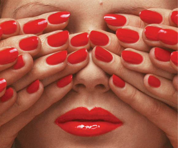 guy-bourdin-10